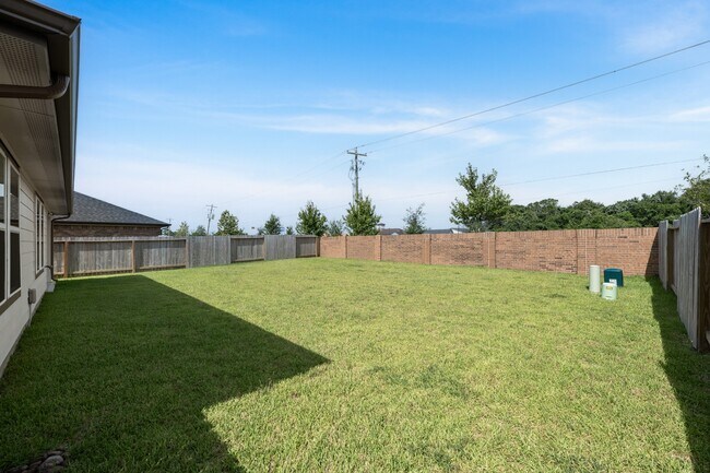 Building Photo - 1054 Great Barracuda Ln
