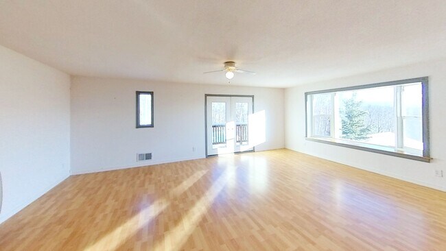 Second floor living room - 4300 W Overby St