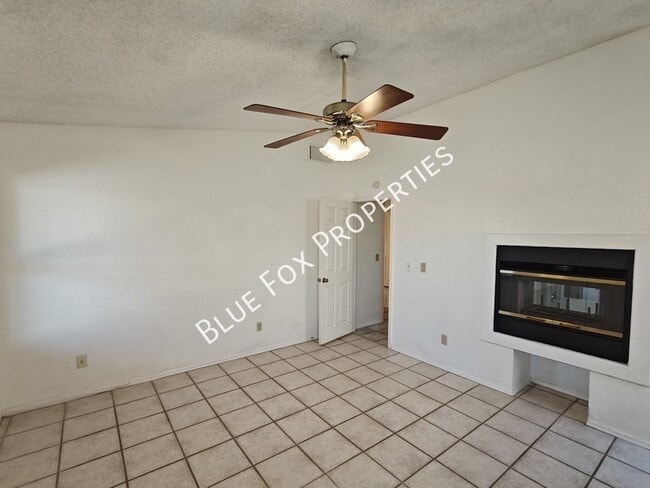 Building Photo - 9073 N Tiger Eye Way