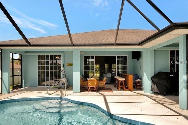 Building Photo - 2008 Proude St