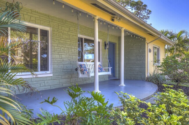 Building Photo - 5850 24th Ave S