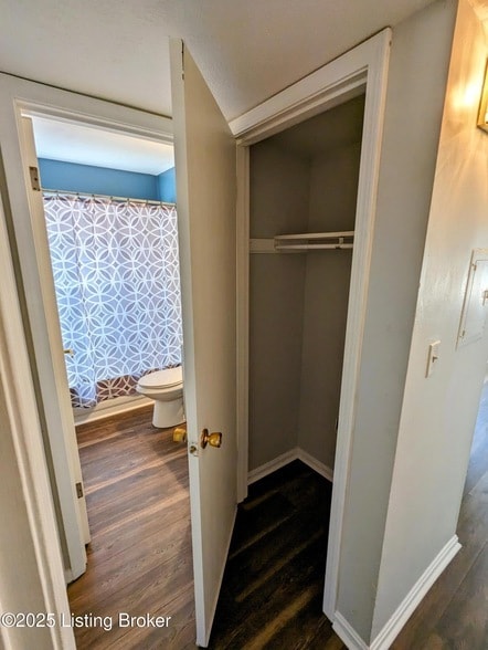 Building Photo - 3523 Georgetown Pl