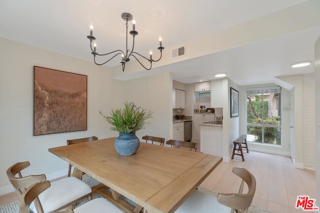 Building Photo - 4032 Yankee Dr