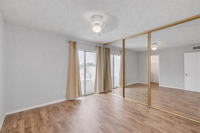 Building Photo - 3115 Helms St