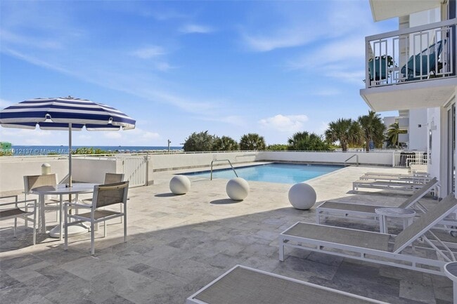 Building Photo - 401 Ocean Dr