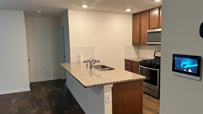 Building Photo - 23342 Stahl Creeks Ln