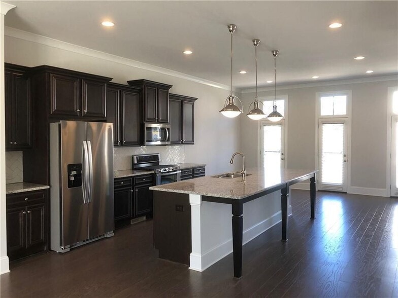 Building Photo - 4313 Longleaf Pine Alley