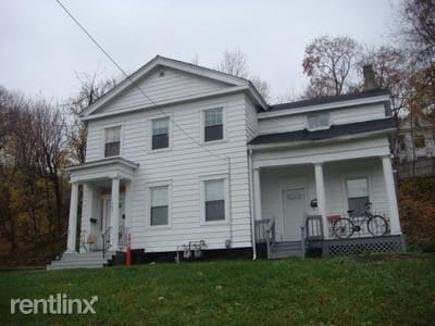 Primary Photo - 1436 E Genesee St