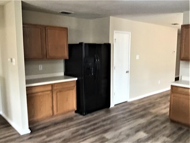 Building Photo - 1620 Baxter Springs Dr