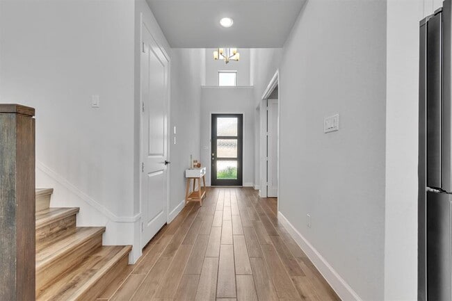 Building Photo - 113 Lenera Dr