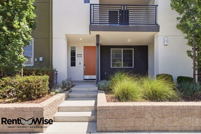Building Photo - 29384 Hub Ln