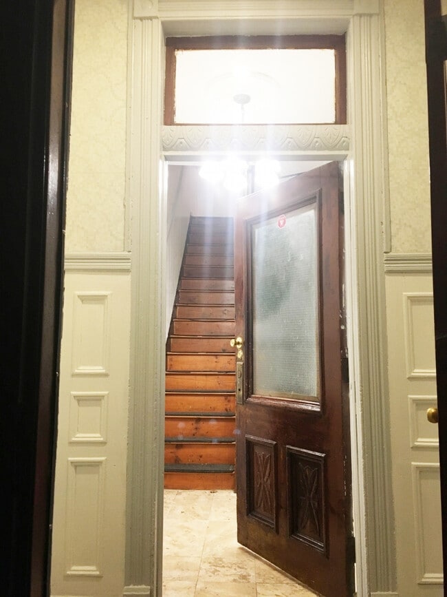 Building Photo - 267 Covert St.