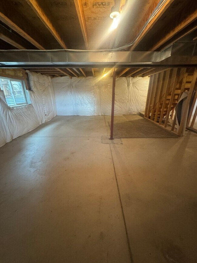 Building Photo - 3 bedroom home in Wagon Trails with commun...