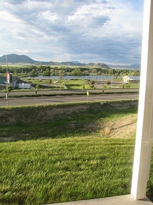 Building Photo - 2676 Overlook Blvd