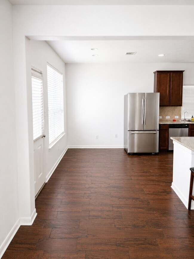 Building Photo - 7434 Tonsley Springs Dr