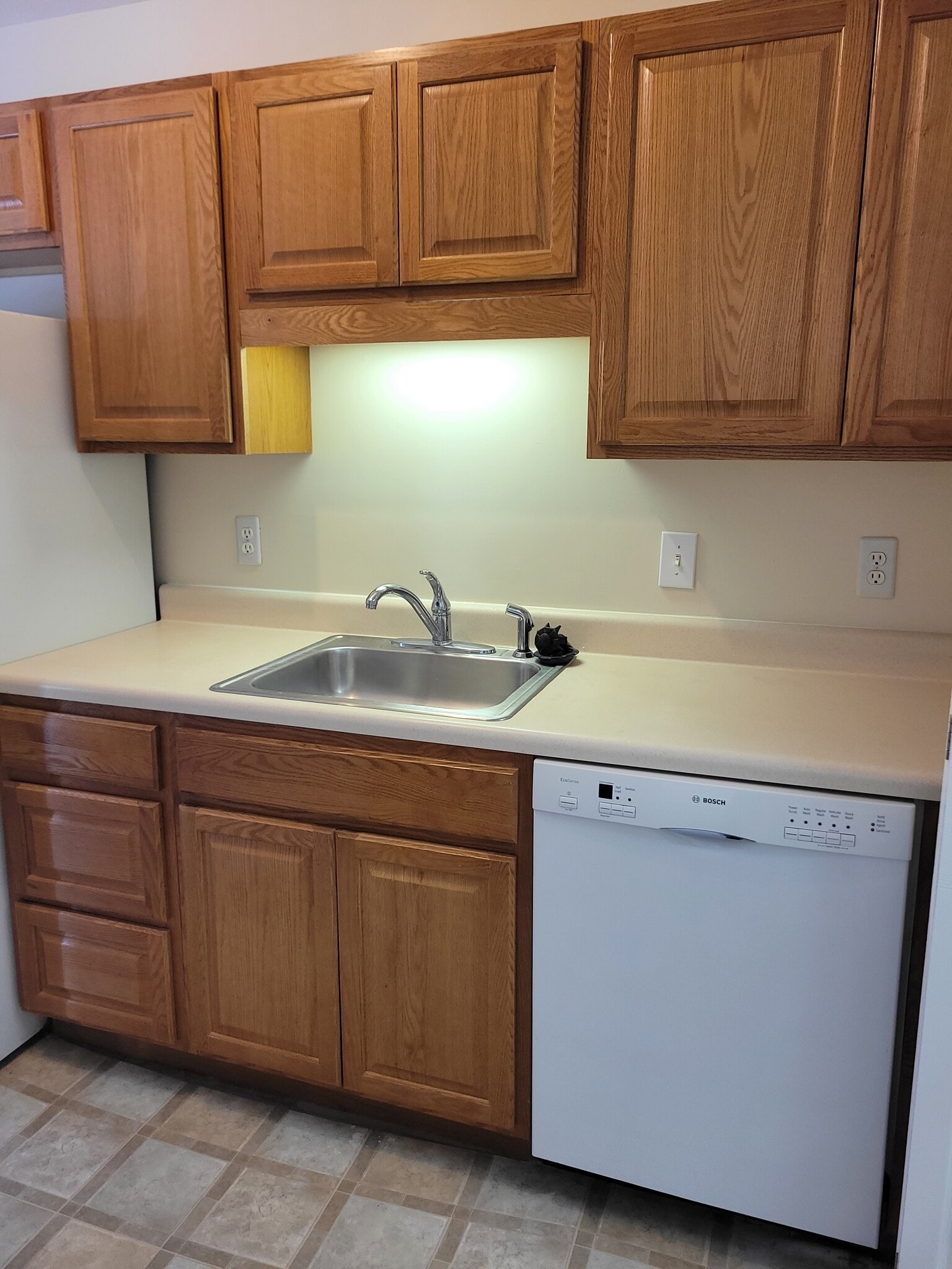 kitchen - 1200 Hillside Ave