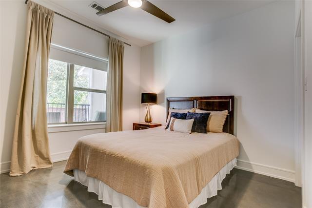 Building Photo - 5718 McCommas Blvd