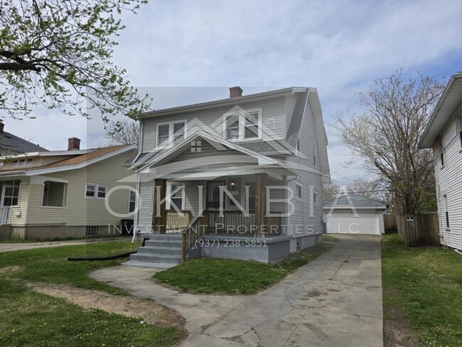 Building Photo - 713 W Hillcrest Ave