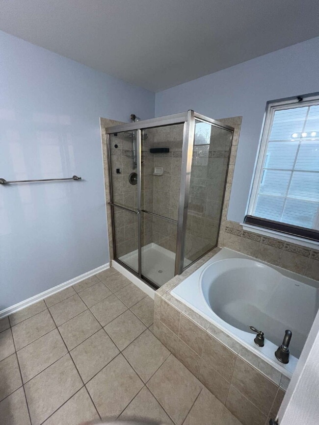 Building Photo - Move-in Special: HALF OFF off of the first month's rent! Stunning 4-5 Bedroom Home for Rent in En...