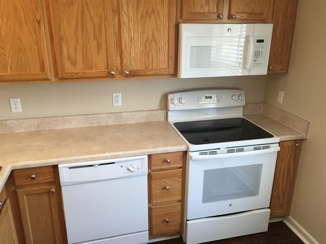 Building Photo - 73 W Morningside Dr