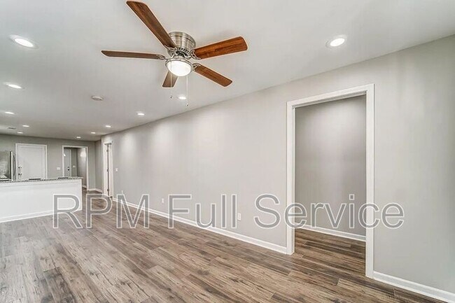 Building Photo - 662 Courtland St