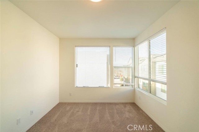 Building Photo - 209 Merit