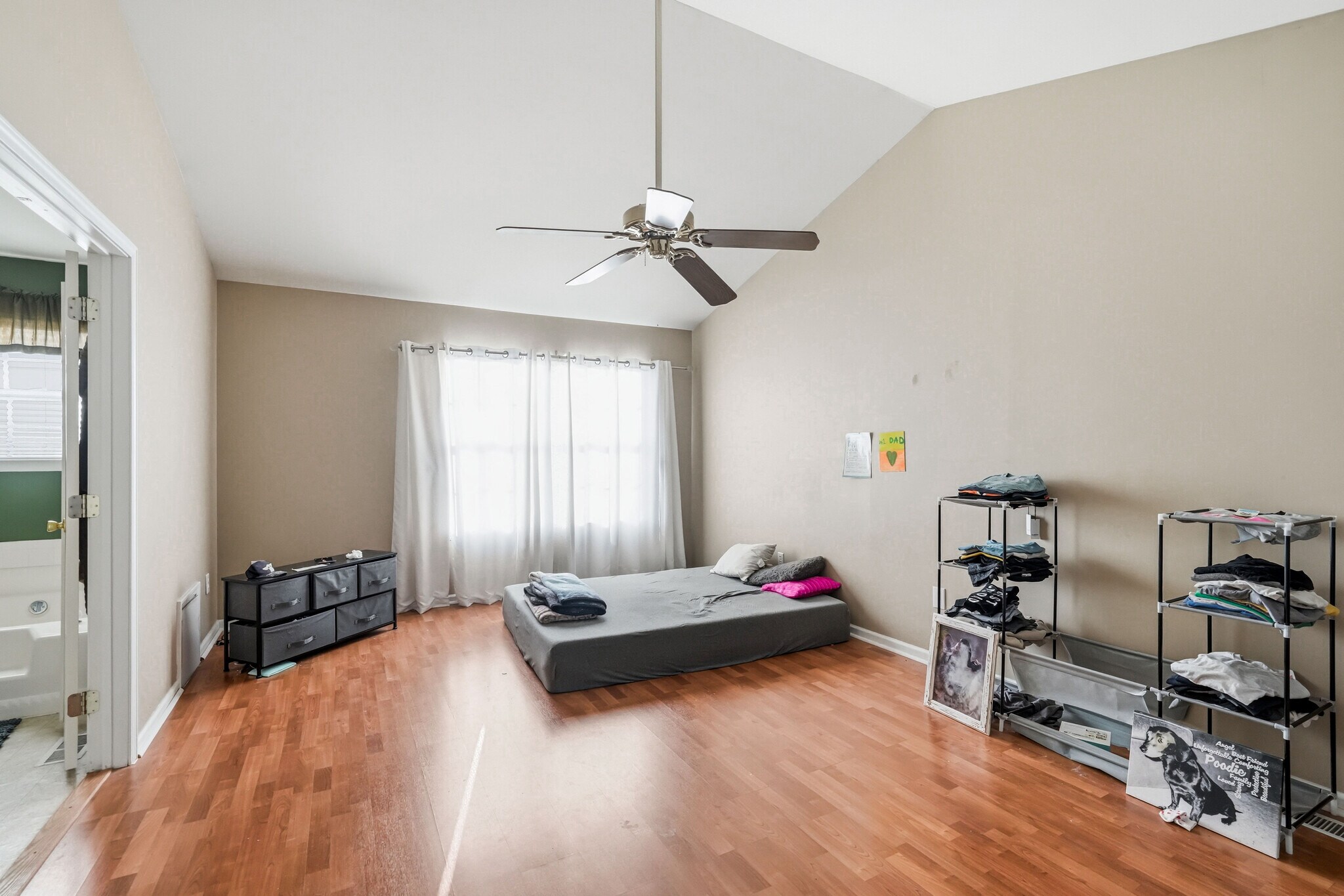 Building Photo - 327 Allens Ln