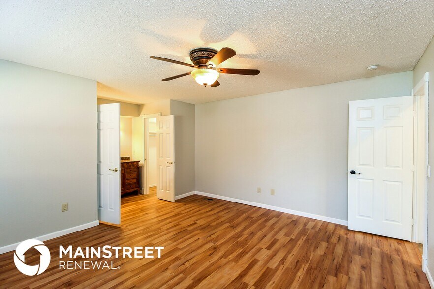 Building Photo - 305 W Grand Teton Ct