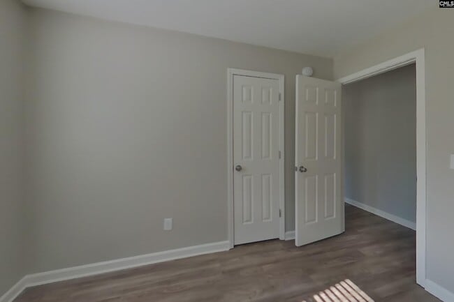 Building Photo - 12 New Stock Ct