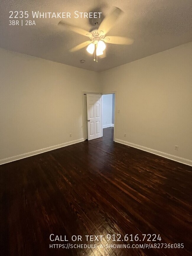 Building Photo - "Spacious 3-Bed, 2-Bath Duplex with Granit...