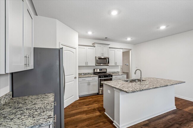 Building Photo - 4786 Barrett Oaks Dr