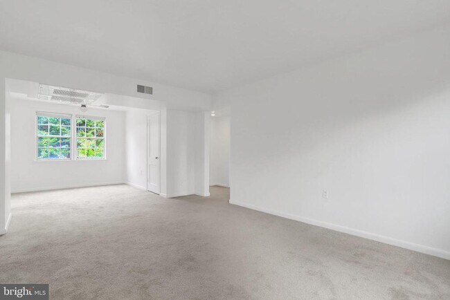 Building Photo - 1413 Belle View Blvd