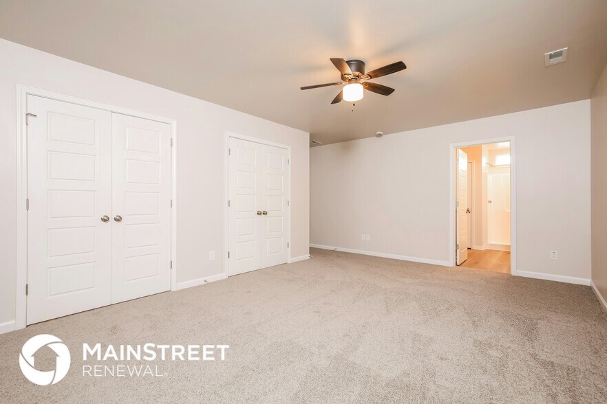 Building Photo - 250 Hawksbill Dr