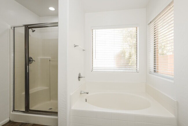 Building Photo - 14988 W Riviera Dr