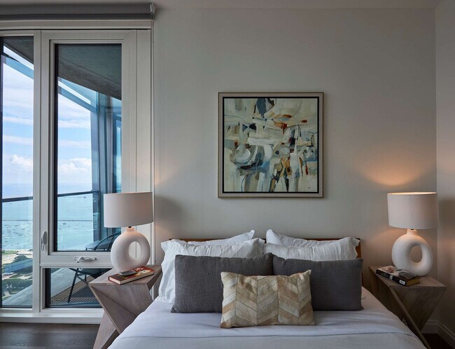 Building Photo - 1000 S Michigan Ave