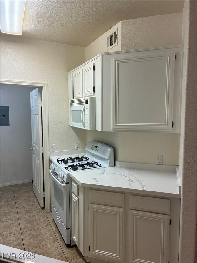 Building Photo - 7131 S Durango Dr