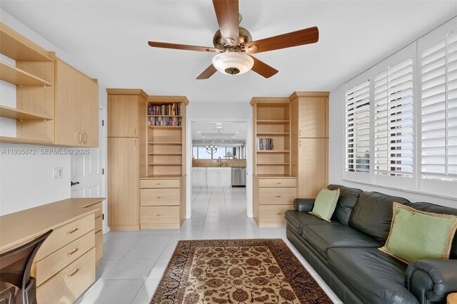 Building Photo - 4000 N Hwy A1A