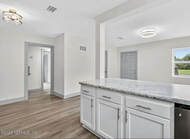 Building Photo - 1850 Harvester St