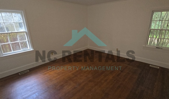 Building Photo - 414 N 3rd St