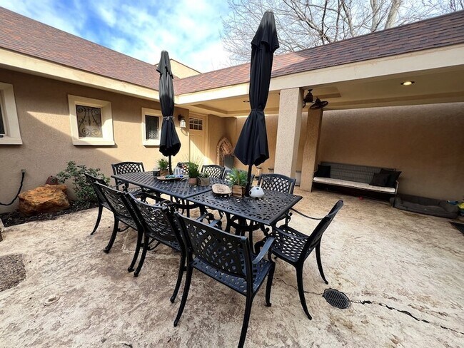 Building Photo - 37 Lafayette Pl