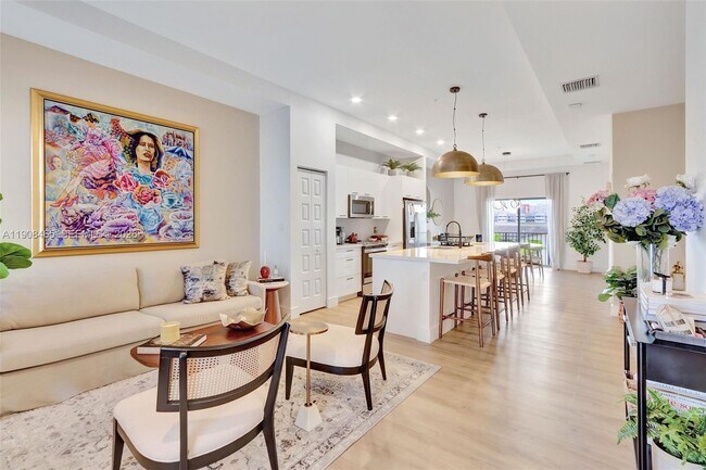 Building Photo - 8005 NW 104th Ave