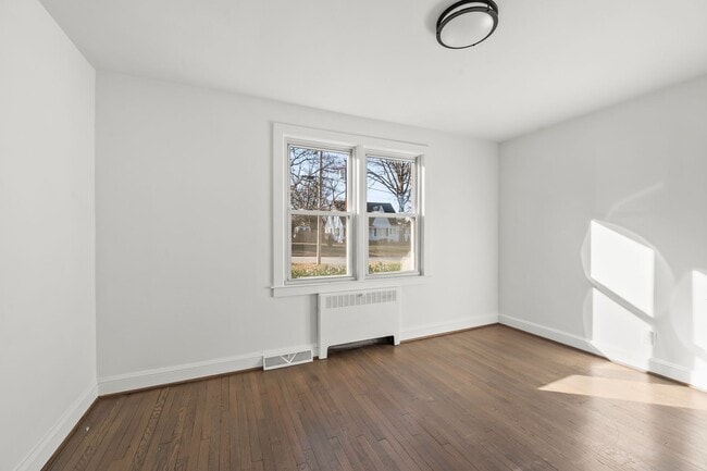 Building Photo - Beautiful 3bed/1bath