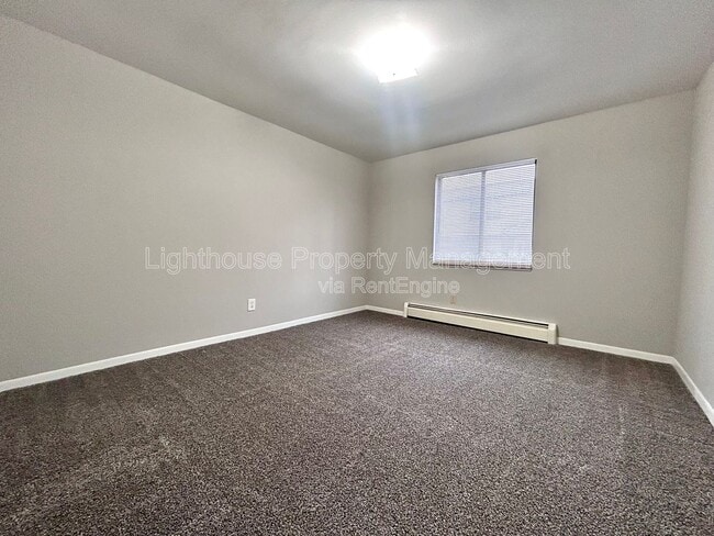 Building Photo - 2235 29th St SW