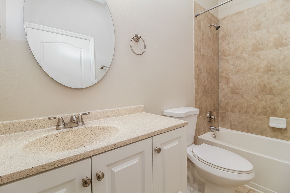 Building Photo - 513 Bella Rosa Cir