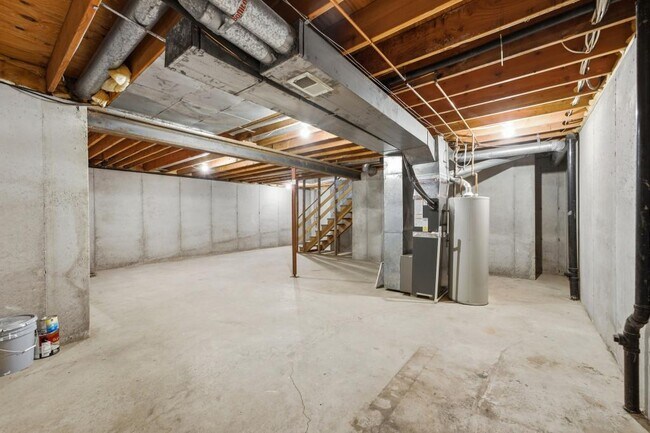 Building Photo - 11804 Oakmont St