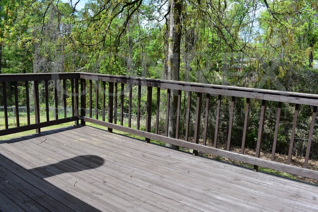 Building Photo - Pleasant Grove Home Available Now!