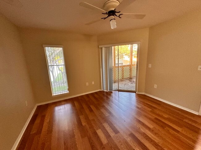 Building Photo - 4871 Via Palm Lakes Via