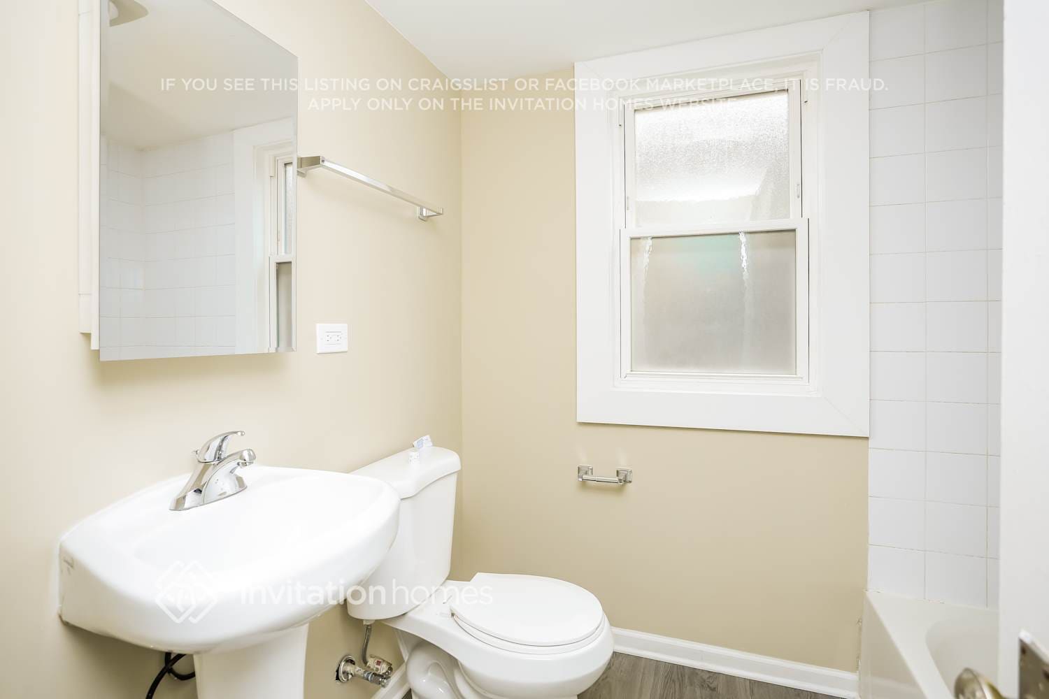 Building Photo - 4548 W Altgeld St