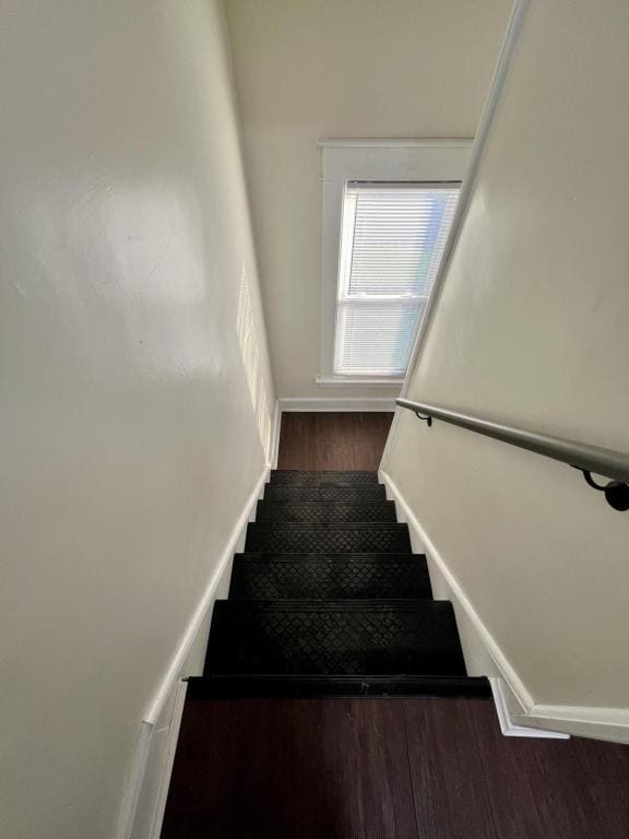 Building Photo - 301 Folts St