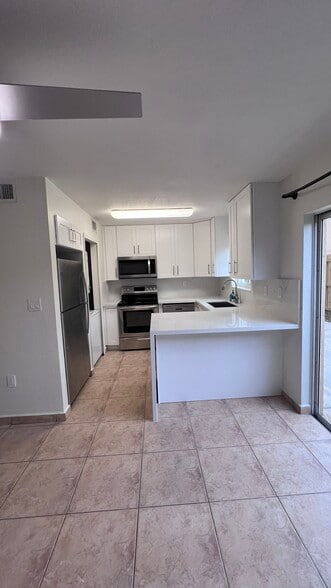 Building Photo - 17320 NW 74th Ave